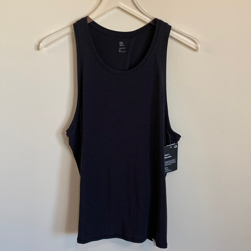 GapFit Breathe Open Back / Tie Back Tank Women’s (M) Black
